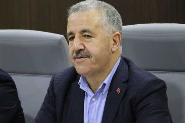 'Bataklık her neredeyse orada bataklığı kurutmak lazım'