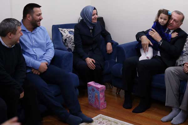 Erdoğan'dan 15 Temmuz gazisi Gündüz'e ziyaret