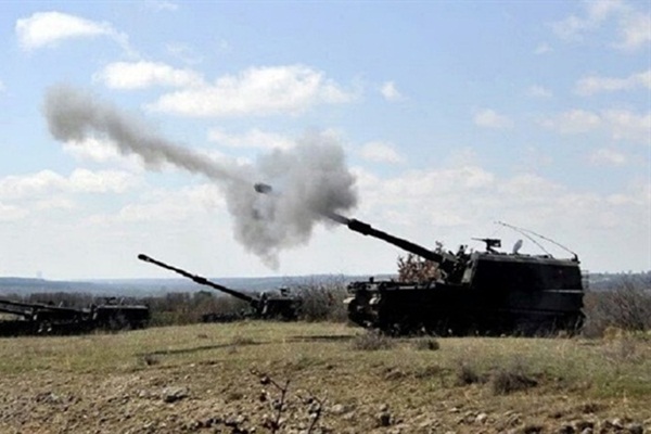 Türk obüsleri Afrin'i yoğun ateş altına aldı