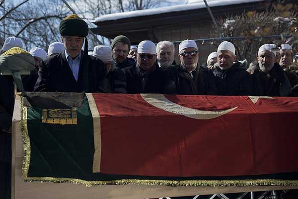 'Amerika Cerrahi Dergahı şeyhi' Bayraktaroğlu defnedildi