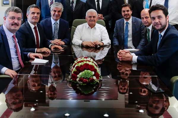 Başbakan Yıldırım'dan Almanya dönüşünde önemli açıklamalar