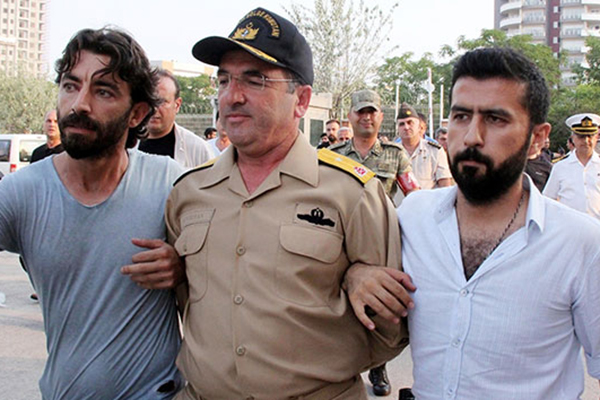 Savcıdan FETÖ'cü eski tuğamirale ağırlaştırılmış müebbet hapis istemi