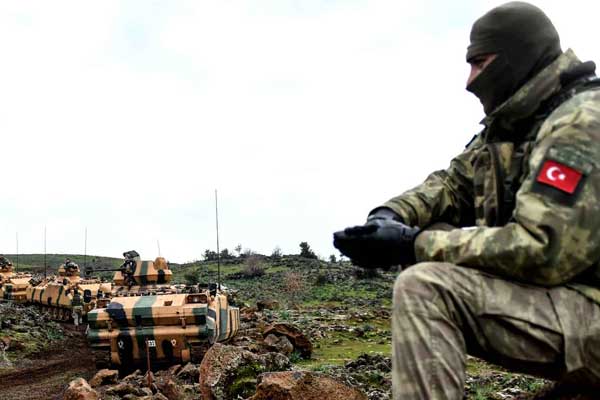 Kilis'in tam karşısında kontrol sağlandı! YPG'nin sınırla teması kesildi
