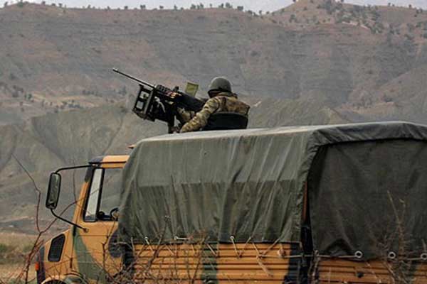 Kuzey Irak'ta iki asker şehit oldu