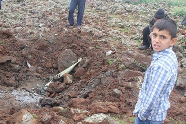 Hatay'da 3 noktaya 5 roket düştü