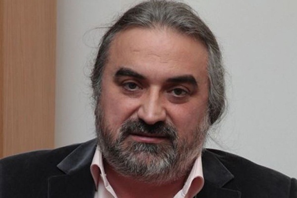 Volkan Konak'ın sahne aldığı mekanda kavga