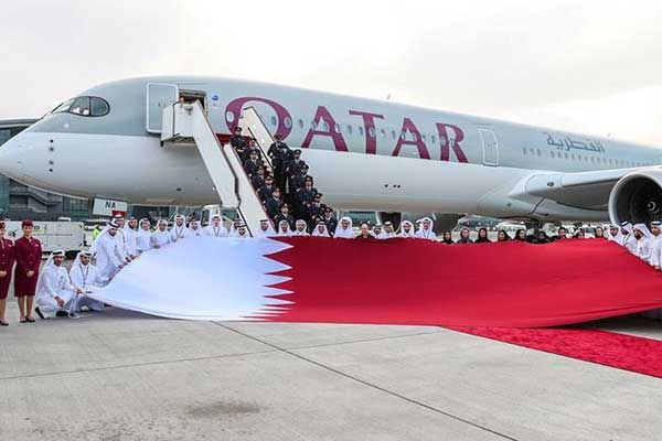 'Dünyanın en güçlü uçağı' Airbus A350-1000 Katar'da