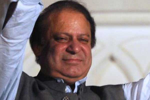 Navaz Şerif parti yönetiminden men edildi