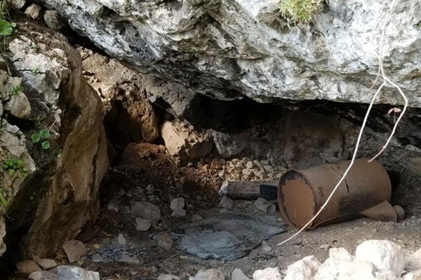 4 mağara ile 3 sığınak imha edildi