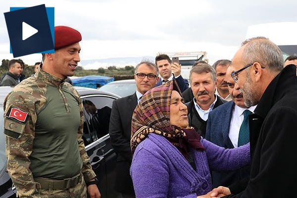 Şehit aileleri Suriye sınırında