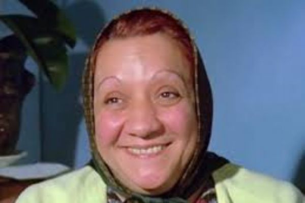 Adile Naşit kimdir?