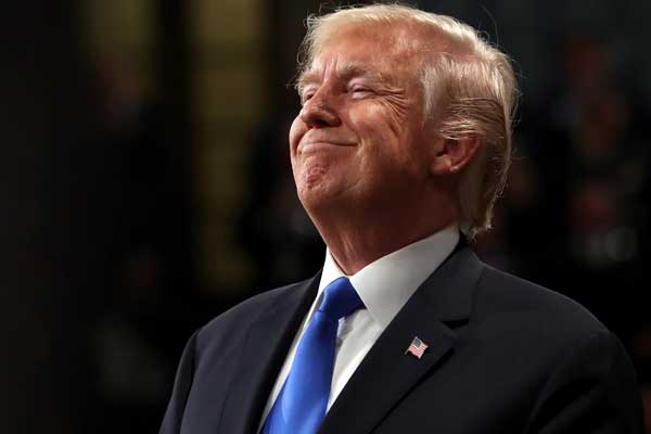 O hakim herkesi şaşırttı... Trump'ın 'duvar' talebi onaylandı!