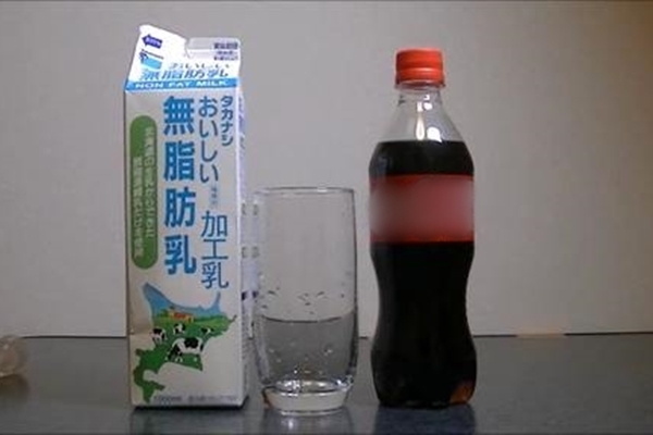 Bakın kolayla süt karışırsa ne oluyor!