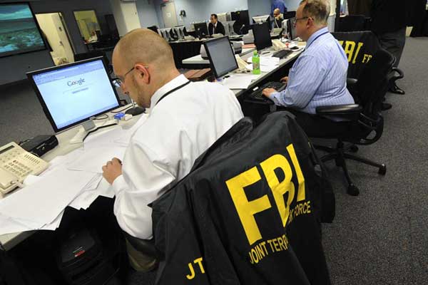 NYT: BAE'li iş adamı düzenli ifade veriyor