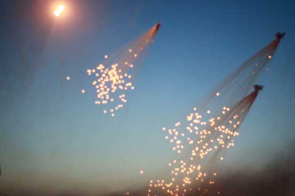 Esad Doğu Guta'yı 'fosfor'la vurdu