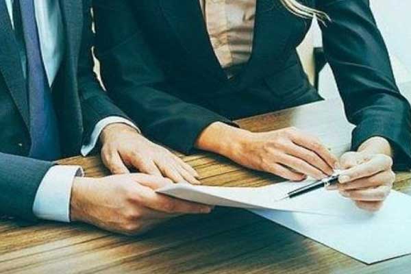 AB'de kadınlar erkeklerden daha az kazanıyor