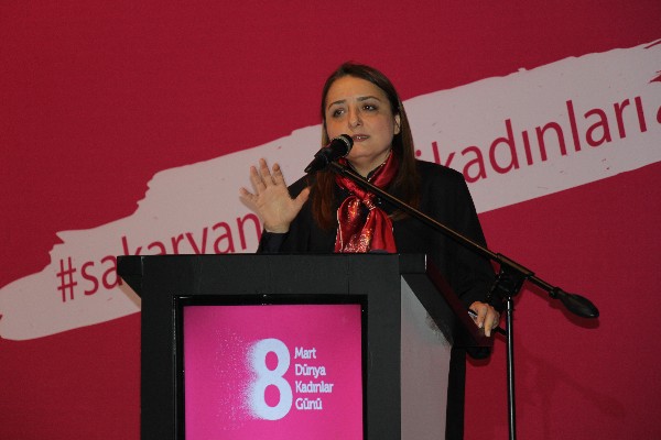 Saadet Oruç'tan Dünya Kadınlar Günü mesajı