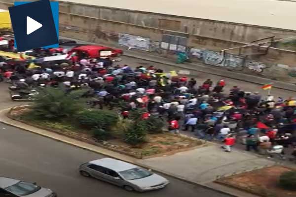 PKK yanlıları Beyrut'ta Zeytin Dalı Harekatı'nı protesto etti