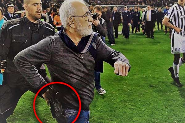 'Silah krizi' sonrasında FIFA görevlileri Yunanistan'a gidiyor