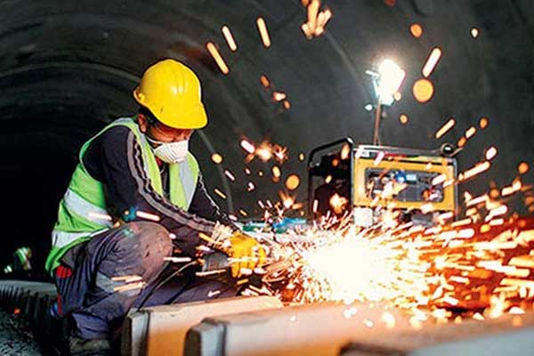 Sanayi üretimi arttı