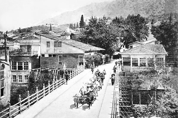 2. Abdülhamit'in albümündeki Bursa fotoğrafları sergilenecek