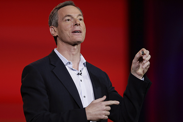 Qualcomm'un kurucusu şirketini geri almak istiyor