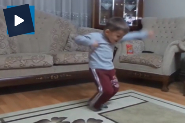 Tokat sarması oyunuyla sosyal medyayı salladı