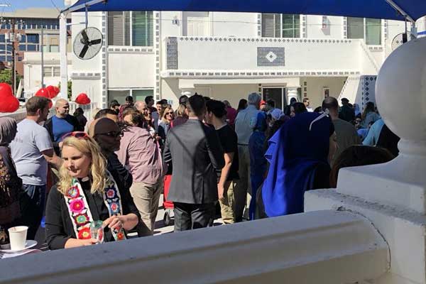 Arizonalılar cami saldırısı sonrasında Müslümanlara destek vermek için toplandı