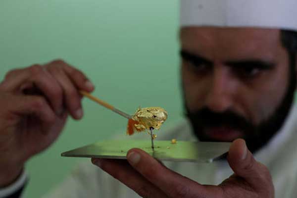 Dünyanın en pahalı çikolatası görücüye çıktı