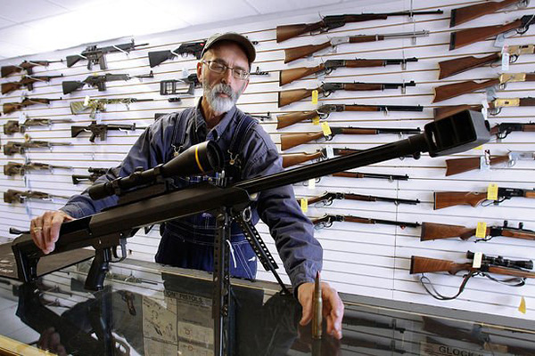 YouTube'dan ateşli silah içerikli videolara engel