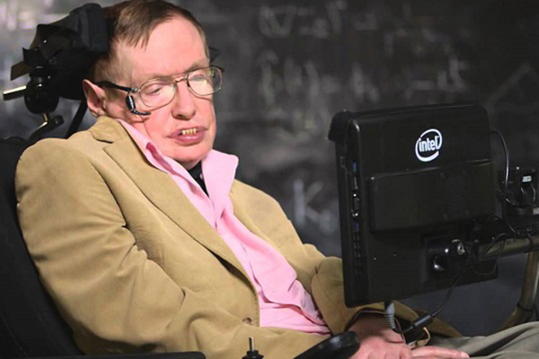 Stephen Hawking’in hastalığı hakkında farklı bir iddia atıldı
