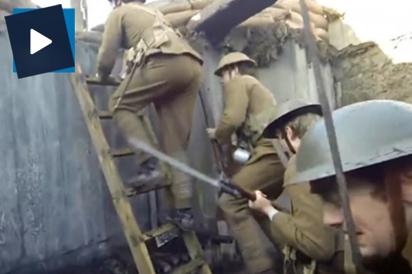 3D ses ile savaşın içine girin!