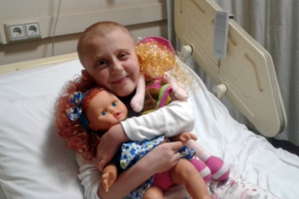 Minik Sudenaz yardım bekliyor