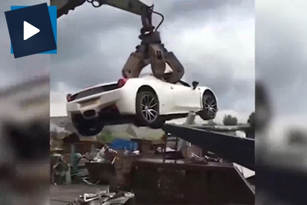 Vergi borcundan dolayı elinden alınan Ferrari'sini delik deşik etti