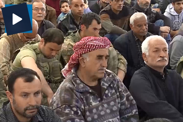 Afrinliler Mehmetçik ile cuma namazı kıldı