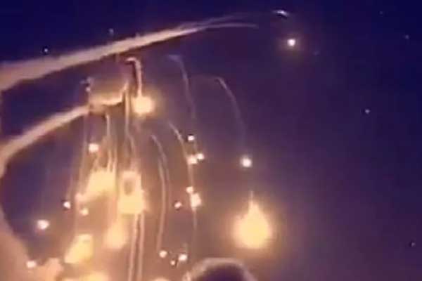 Yemen'den Riyad'a füze saldırısı!