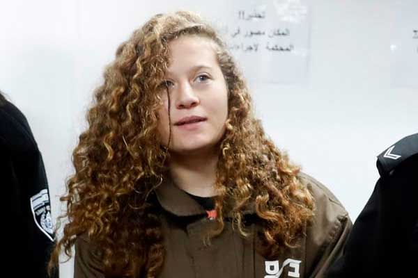 Hollandalı aktivistlerden Ahed Tamimi eylemi