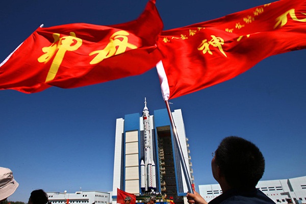 Uçuş sırasında şekil değiştiren uzay aracı geliştirildi