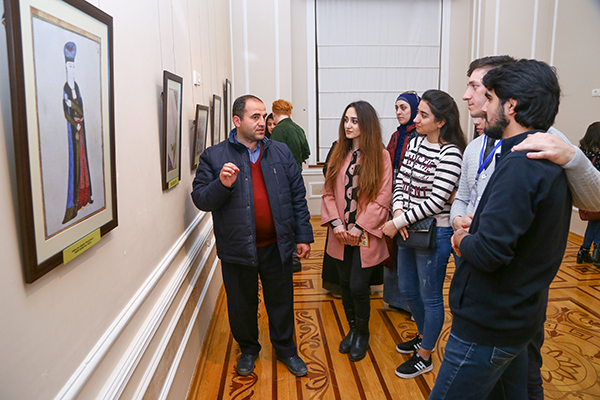 Azerbaycan'da Osmanlı minyatürleri sergisi açıldı