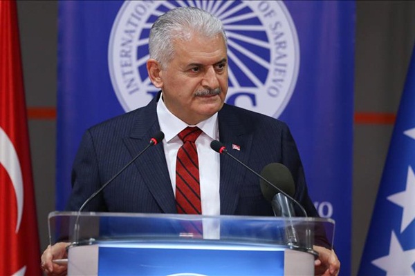 Başbakan: Değerlerimizi koruyarak Avrupa Birliği üyesi olabiliriz