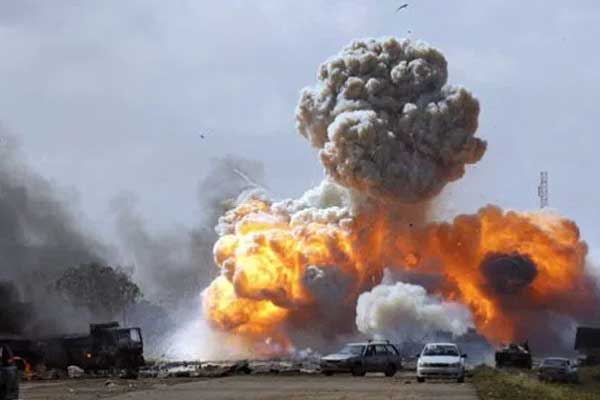 Libya'da bomba yüklü araç infilak etti: 8 ölü