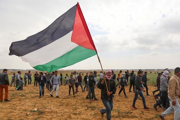 Filistinlilerin 'Büyük Dönüş Yürüyüşü' başladı