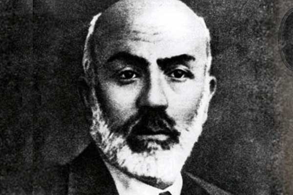 'İstiklal Marşı'nın sözlerini de değiştirmek istemişlerdi'