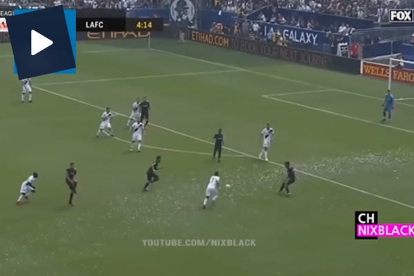 İbrahimoviç ABD'deki ilk maçında yılın golünü attı!