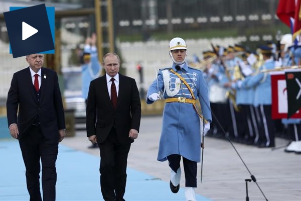 Cumhurbaşkanı Erdoğan, Putin'i resmi törenle karşıladı