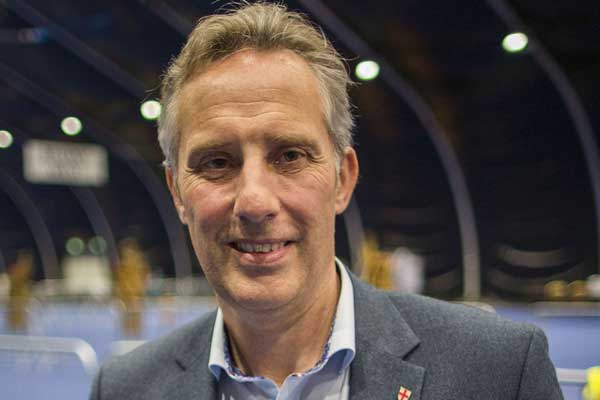 İrlandali siyasetçi Müslüman karşıtı tweet nedeniyle özür diledi