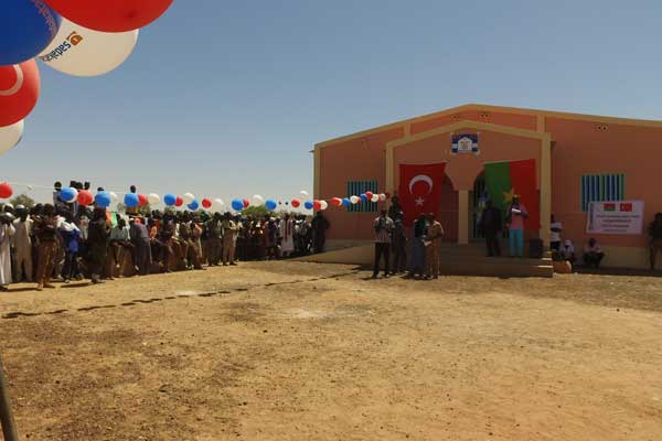 Sadakataşı Derneği'nden Burkina Faso'ya sağlık merkezi