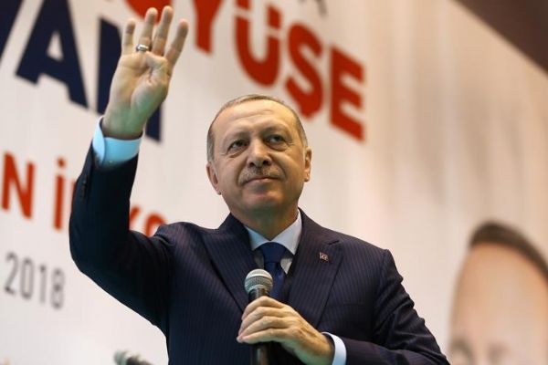 Erdoğan: Fransa, teröre destek veriyorsun, teröristleri Elysee Sarayı'nda ağırlıyorsun