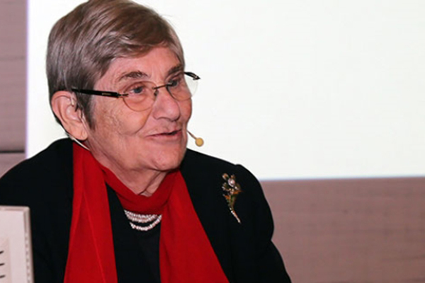 Canan Karatay’dan sofra tuzu açıklaması