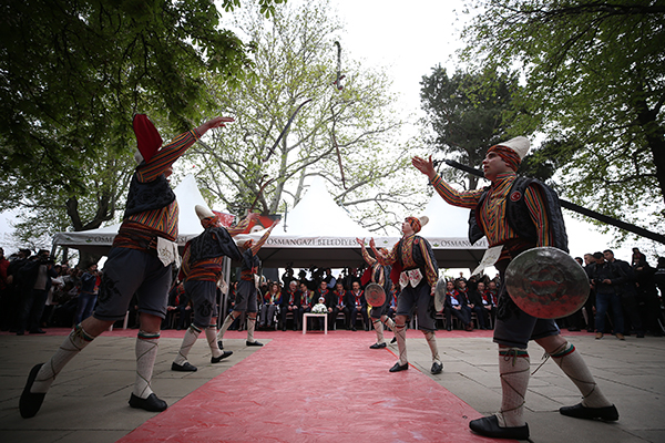 Osmangazi'yi Anma ve Bursa'nın Fethi Şenlikleri düzenlendi